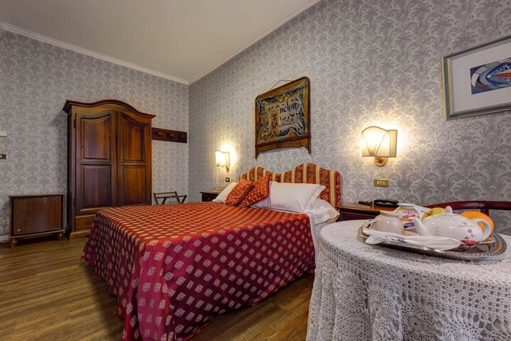 Room 36 of 90