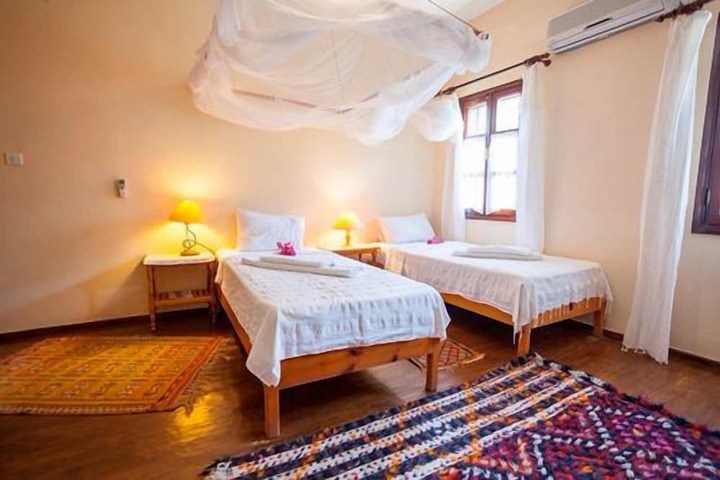 Room 15 of 69