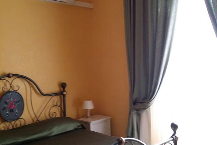 Room 3 of 45