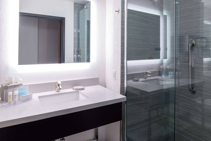 Bathroom shower