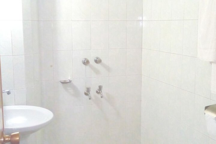 Room 28 of 52