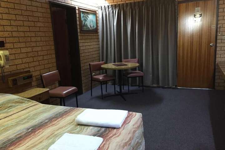 Room 12 of 61