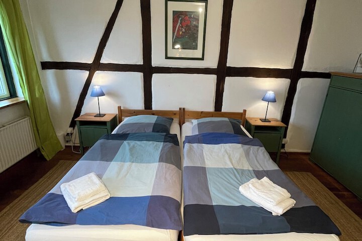 Room 26 of 69