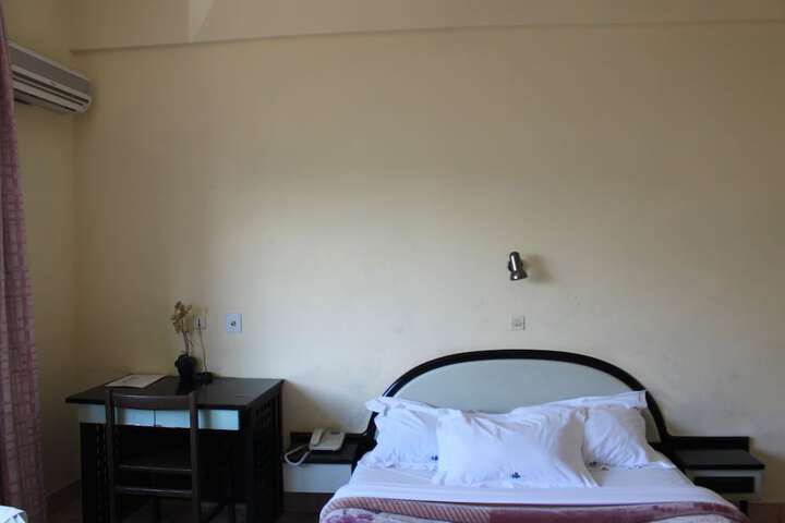 Room 14 of 41