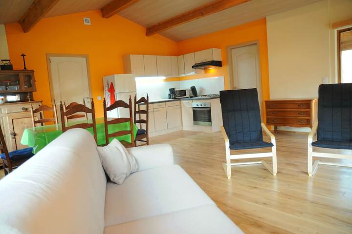 Room 7 of 15