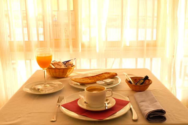 Breakfast/Coffee Service 22 of 28