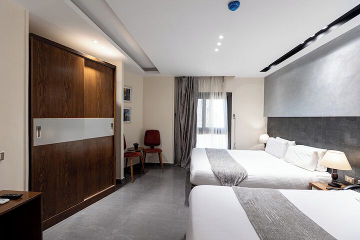 Room 47 of 103
