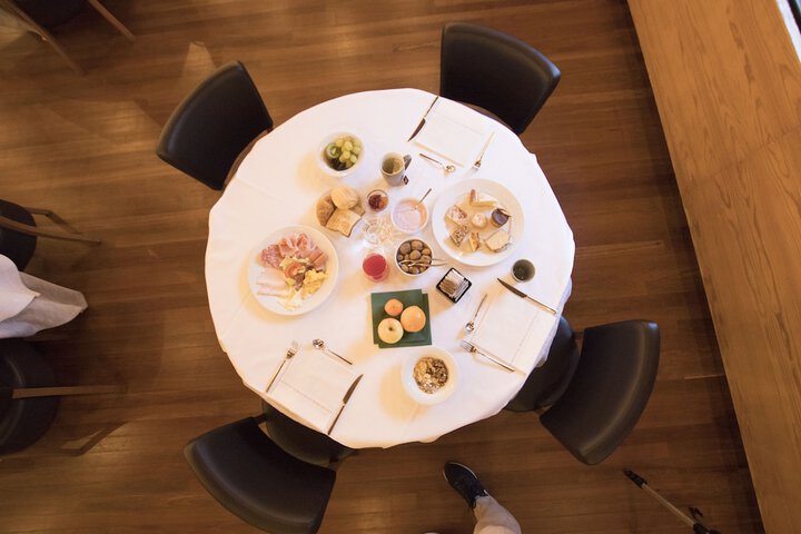 Breakfast/Coffee Service 53 of 118