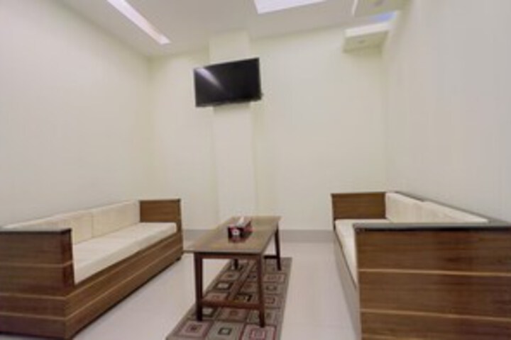 Room 25 of 117