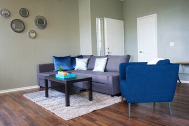Room 10 of 22