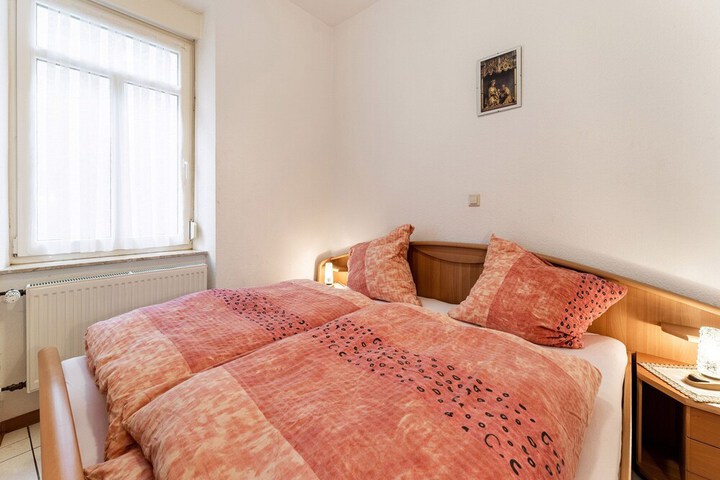 Room 4 of 39
