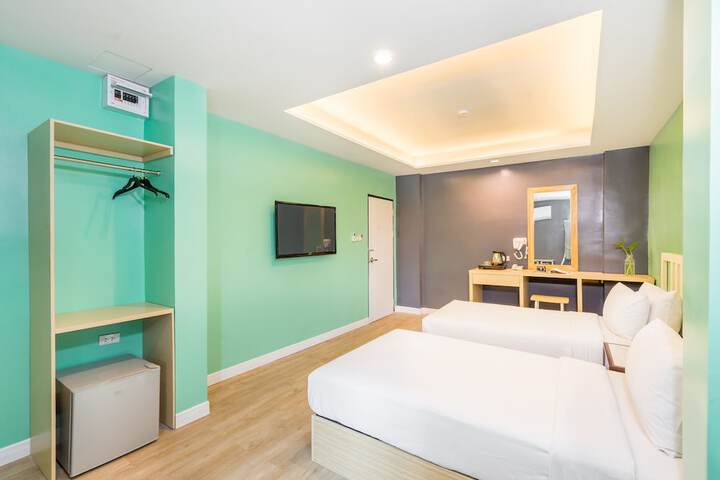 Room 21 of 64