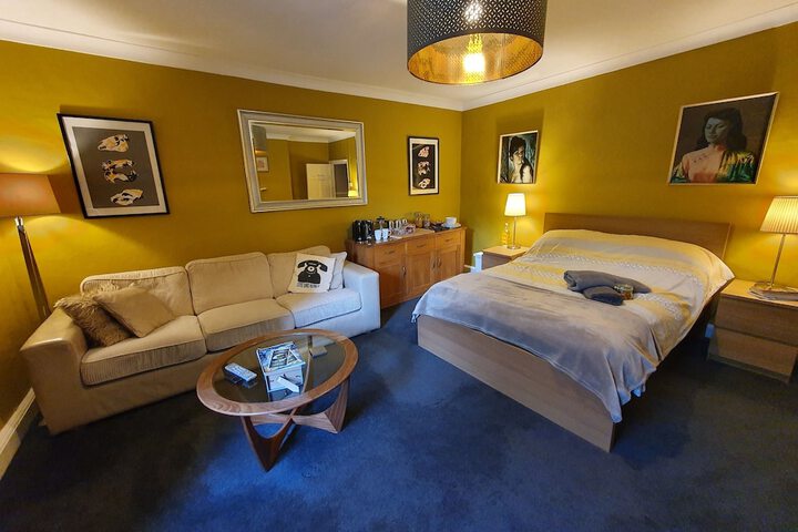 Room 3 of 24