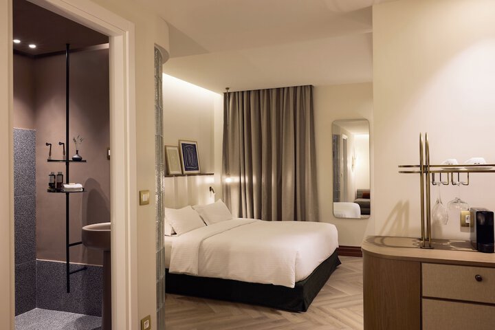 Room 38 of 110