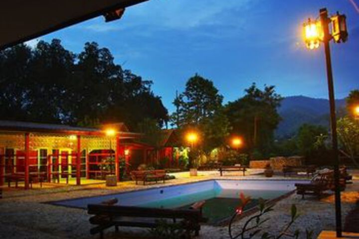 Nida Rooms Mae Ai Mineral Hat Springs Buri