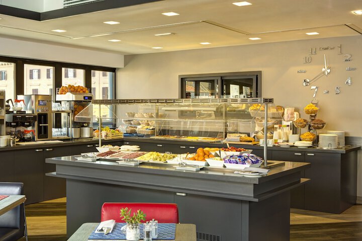 Breakfast/Coffee Service 33 of 75