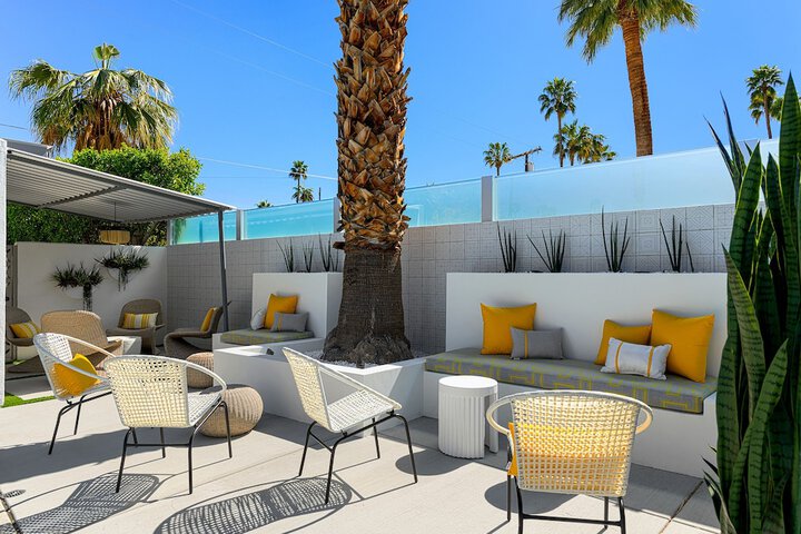 Terrace/Patio 47 of 49