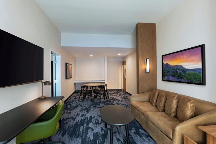 Room 26 of 48