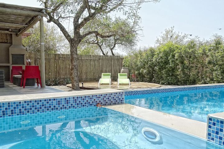 Pool 17 of 26