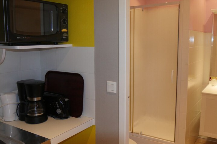 Room 34 of 49