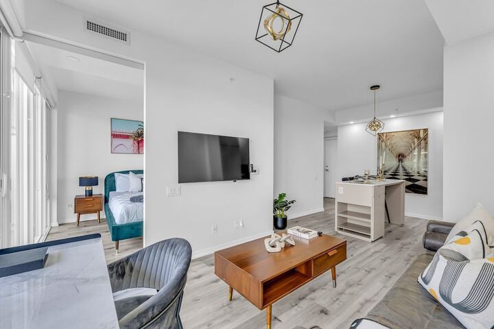 Room 5 of 52