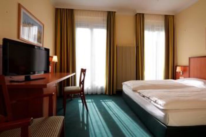 Room 17 of 58