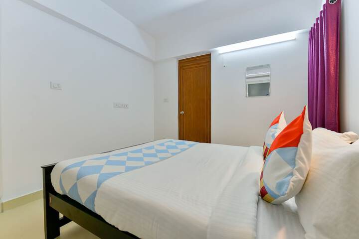 Room 8 of 21