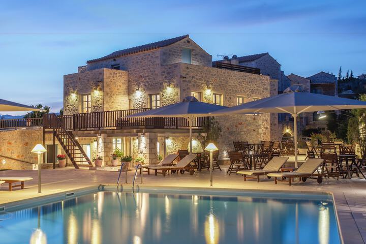 Thirides Beach Resort in East Mani