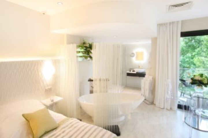 Room 16 of 41