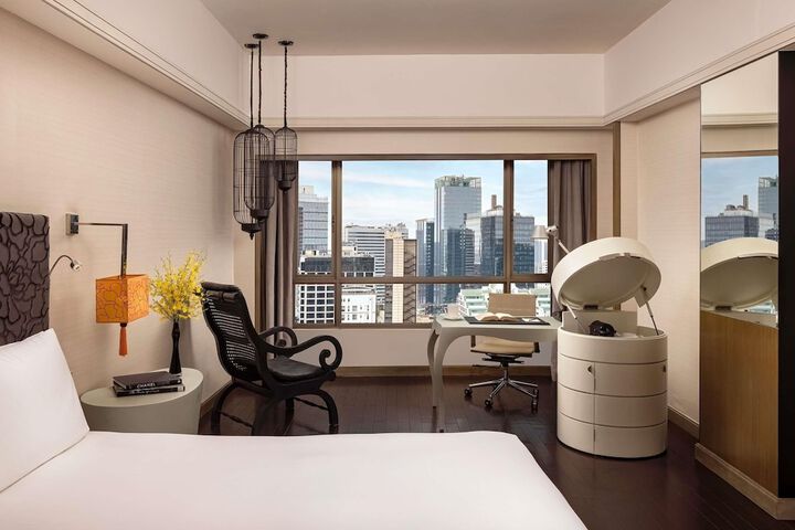 Room 16 of 134