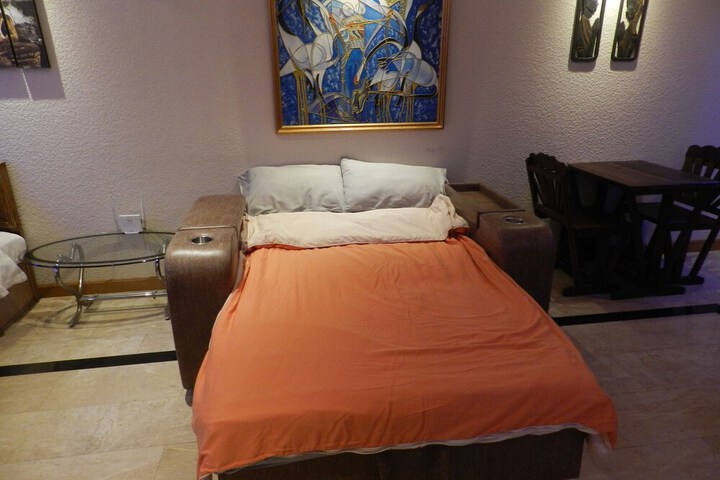 Room 86 of 259