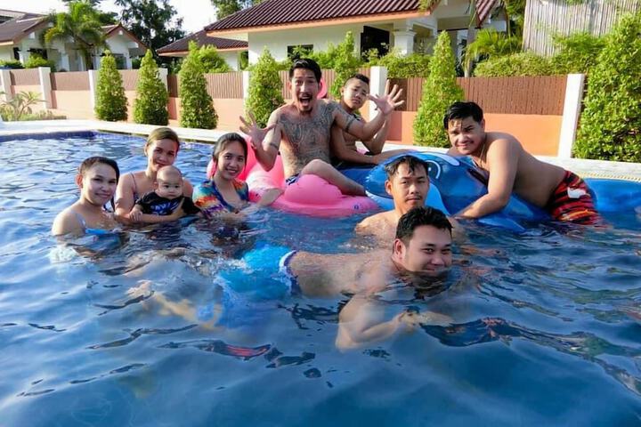 Pool 34 of 86
