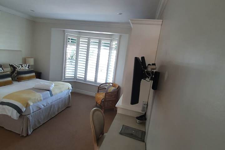Room 8 of 31