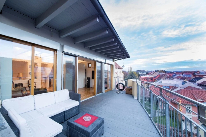 Terrace/Patio 6 of 16