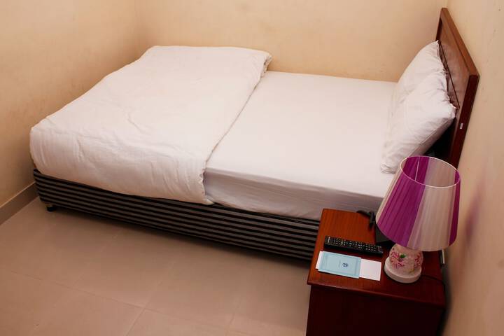 Room 14 of 41