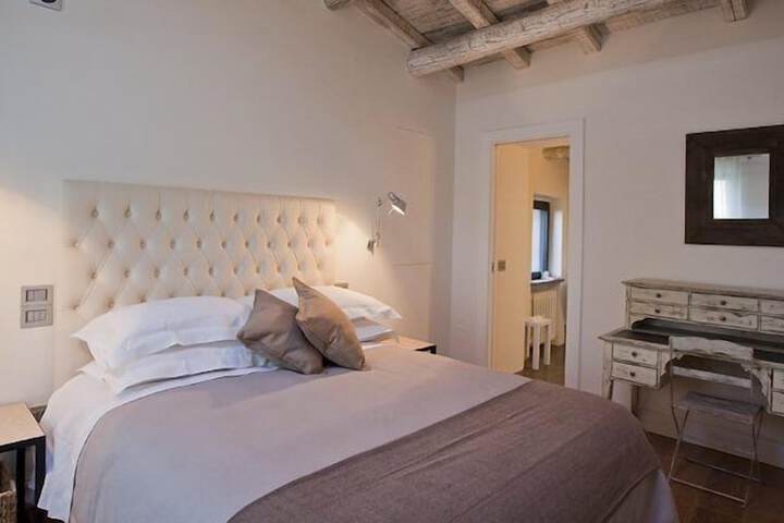 Room 60 of 170