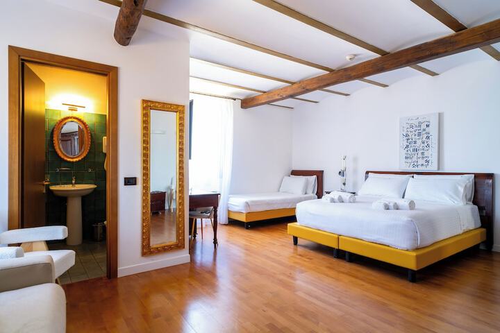 Room 10 of 57