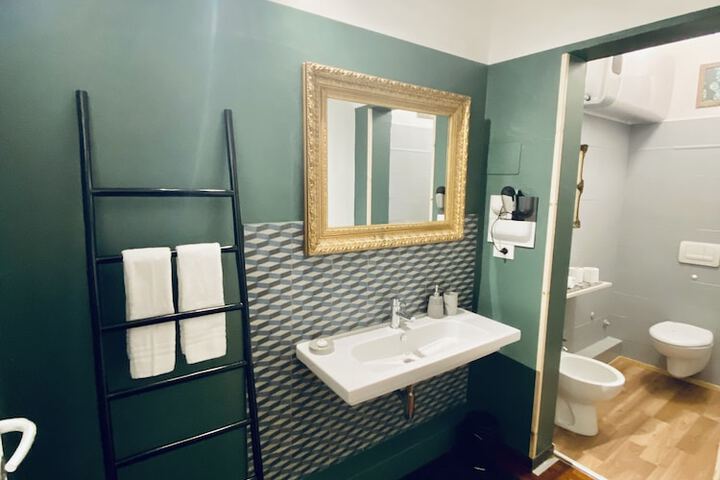 Room 75 of 87