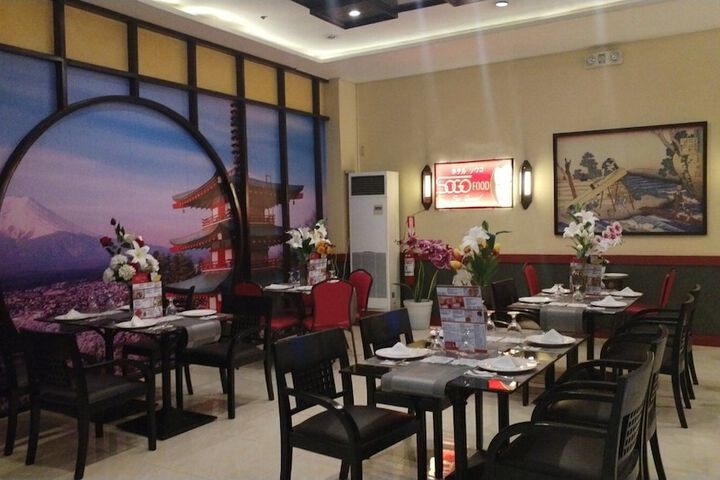 Dining 49 of 57