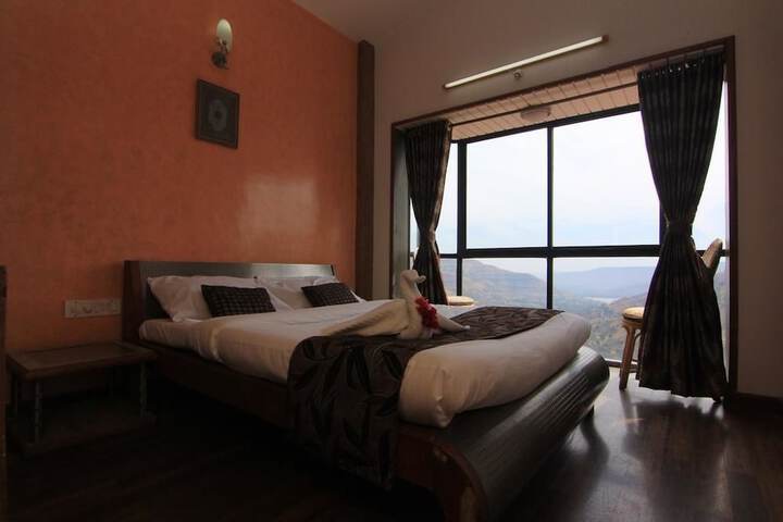 Room 56 of 86