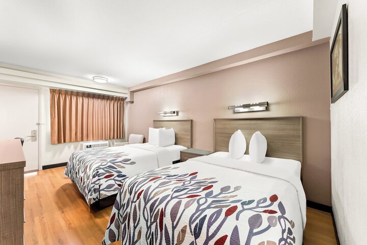 Deluxe 2 Double Beds (4 of 7)