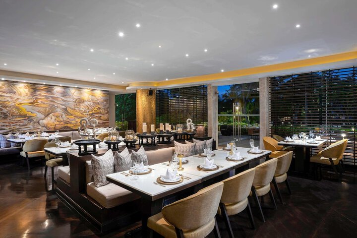 Dining 215 of 264