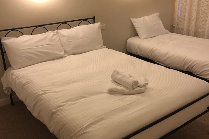 Room 4 of 42