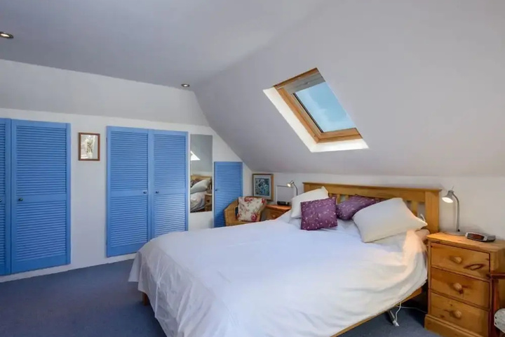 Room 3 of 15