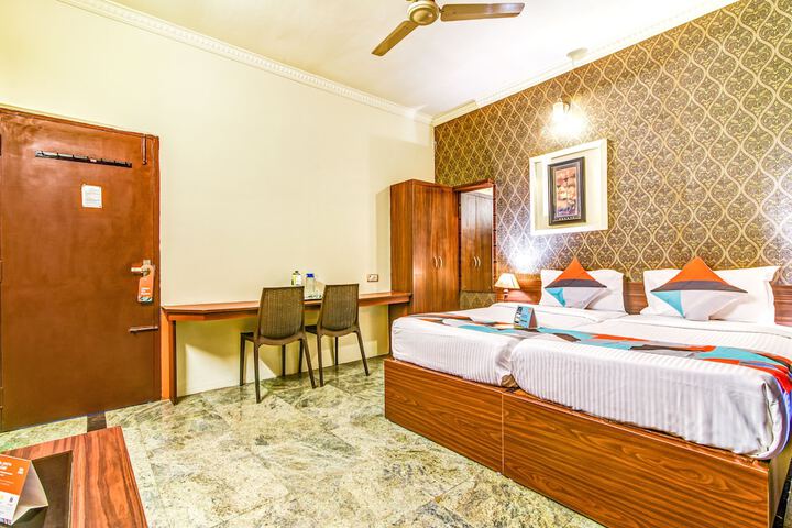 Room 12 of 26