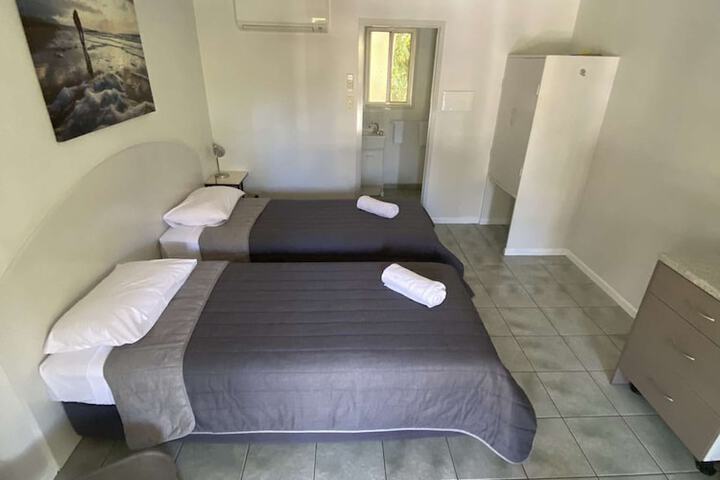 Room 3 of 51