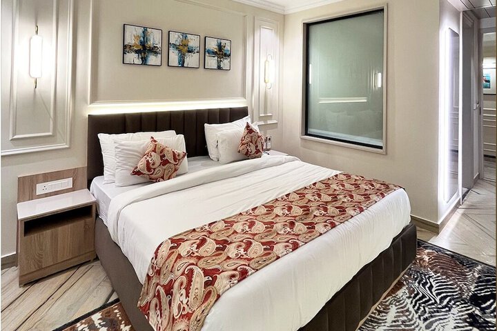 Room 14 of 48