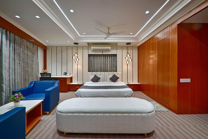Room 25 of 61