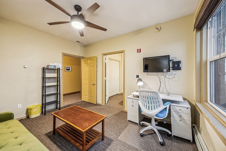 Room 65 of 118