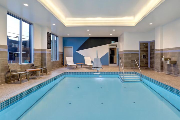 Pool 31 of 44